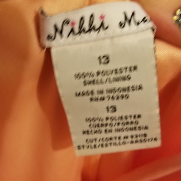 Dress - Picture 4 of 4